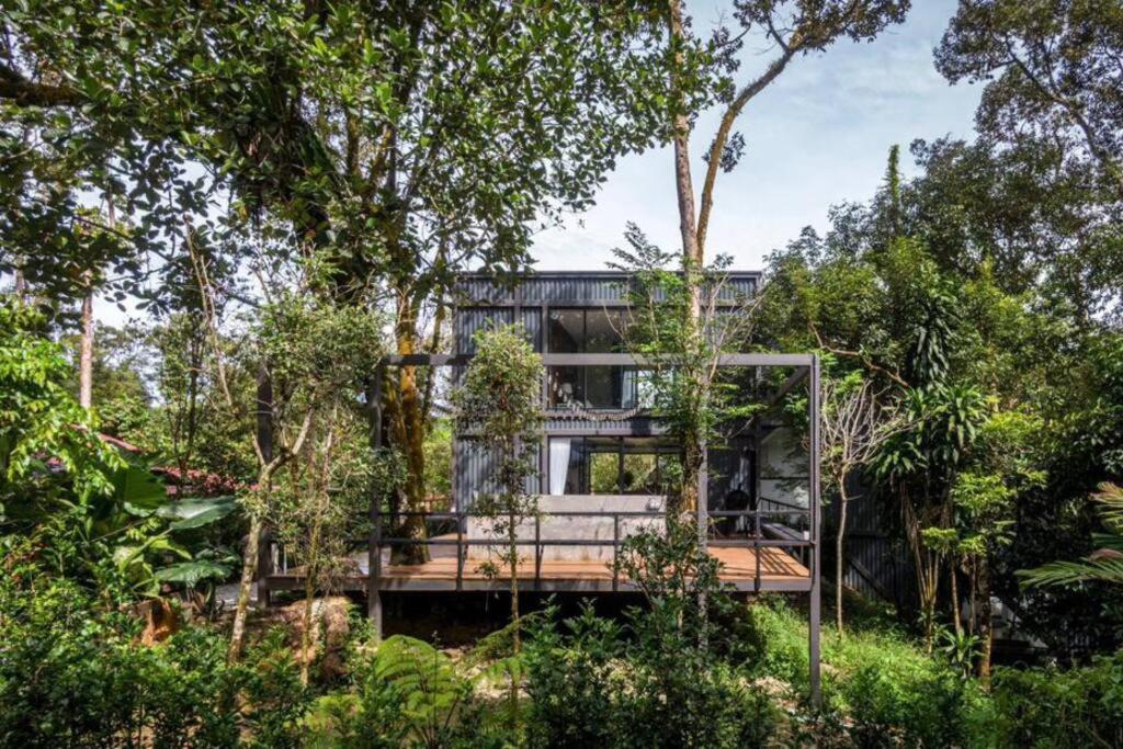 The Estate Hulu Rening - Private Retreat Cabin Batang Kali Eksteriør billede